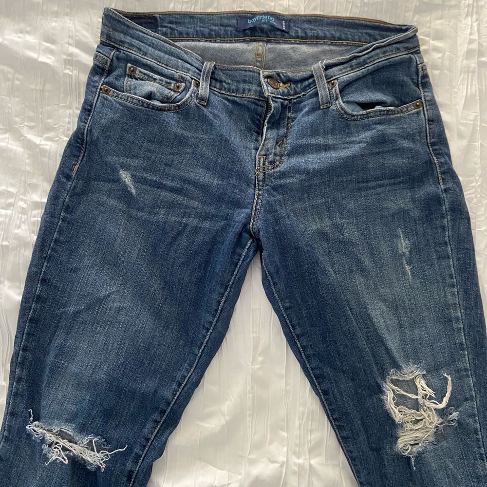 Levi’s boyfriend jeans